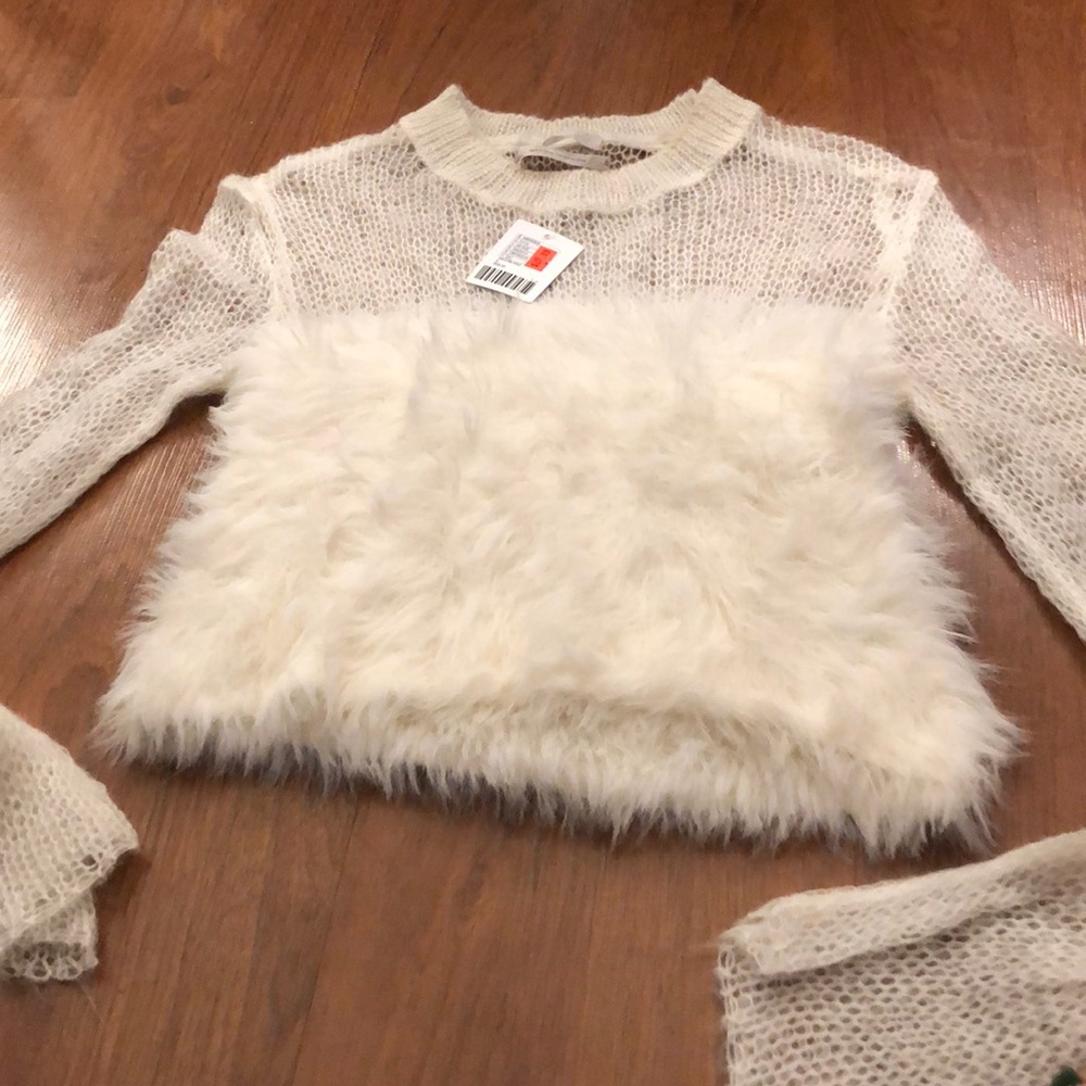 White light sweater